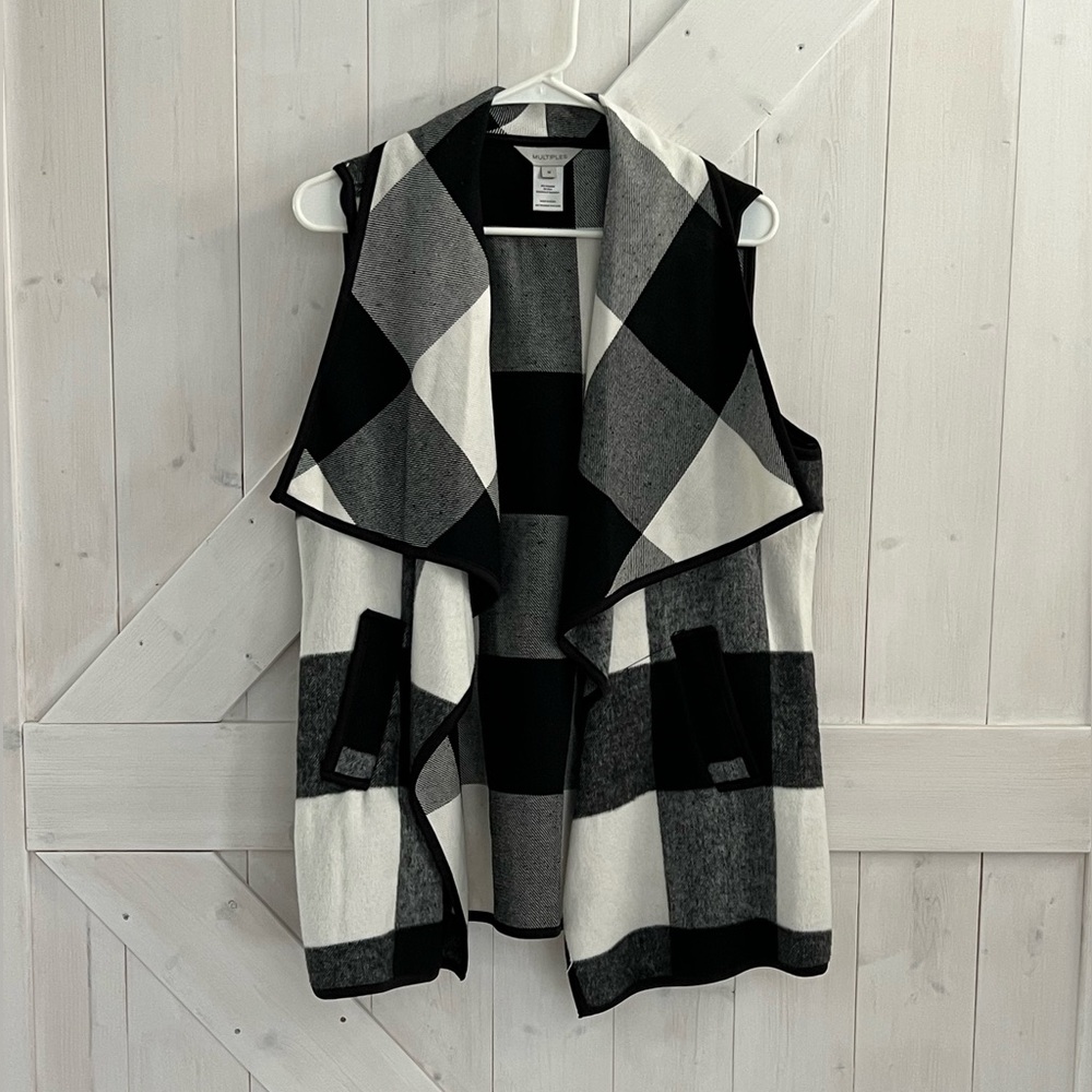 Multiples- Black Buffalo plaid vest